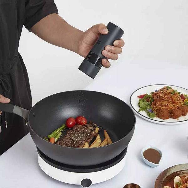Электрическая мельница Xiaomi HuoHou Electric Grinder Rechargeable (HU0200) Черный Электрическая мельница Xiaomi HuoHou Electric Grinder Rechargeable (HU0200) Черный